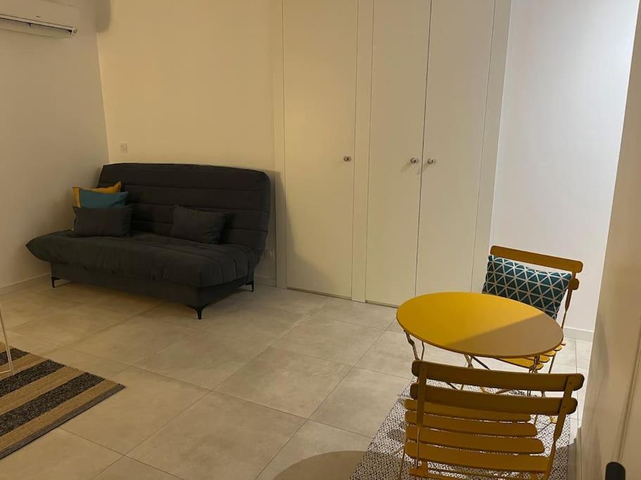 Charmant Studio / Centre Ville Niort Dış mekan fotoğraf
